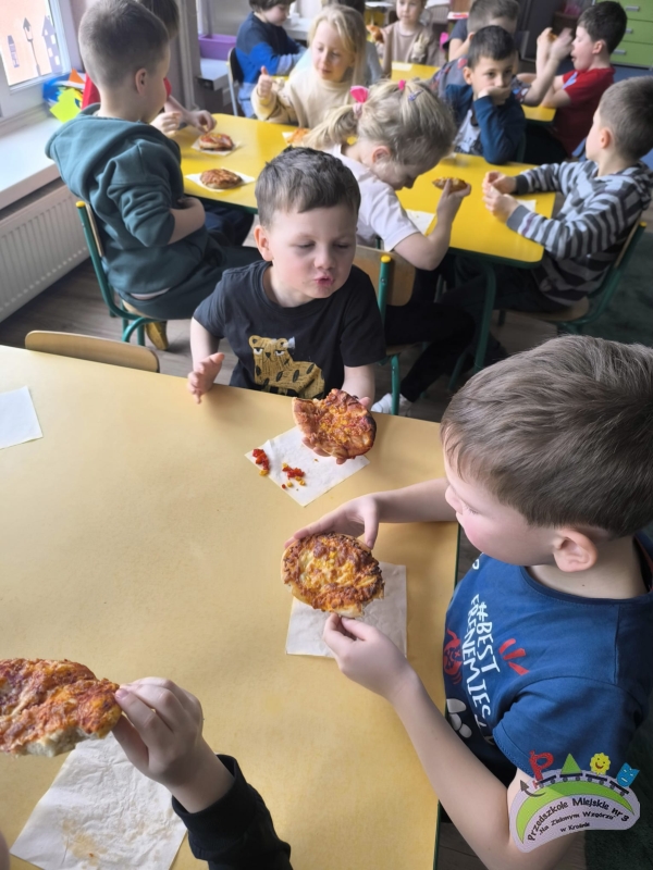 Dzień Pizzy w grupie „Żaczki”