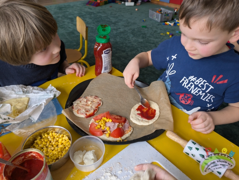 Dzień Pizzy w grupie „Żaczki”