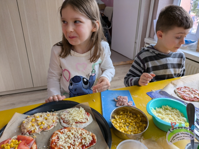 Dzień Pizzy w grupie „Żaczki”
