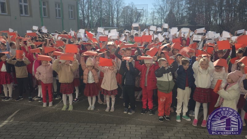 „Szkoła do hymnu”