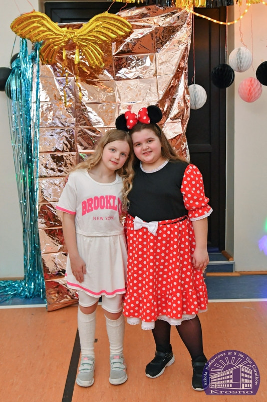 Zabawa karnawałowa w klasach I-III