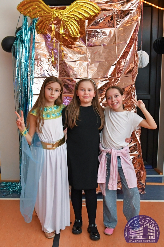 Zabawa karnawałowa w klasach I-III