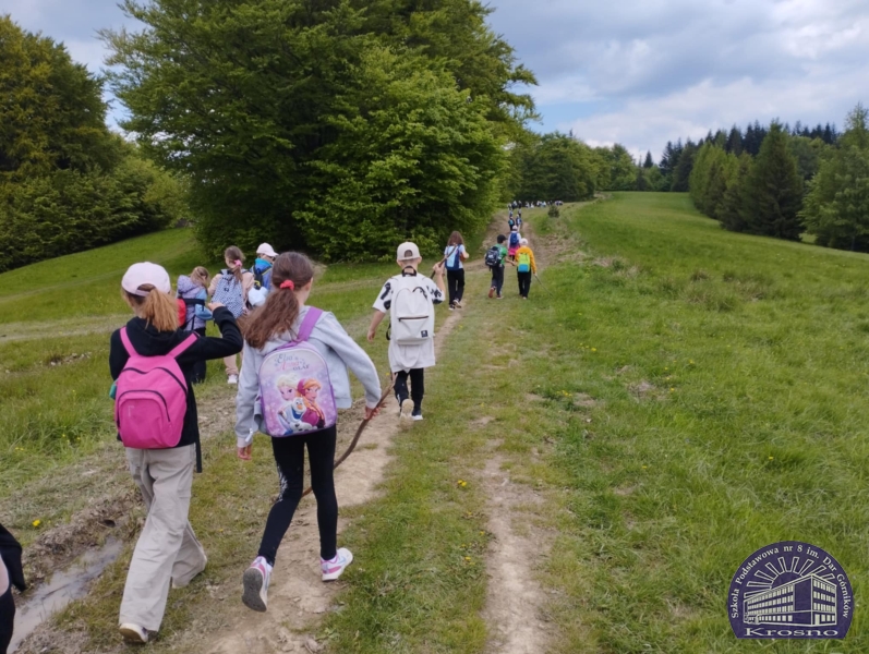Klasy trzecie na zielonej szkole w Krynicy Zdroju
