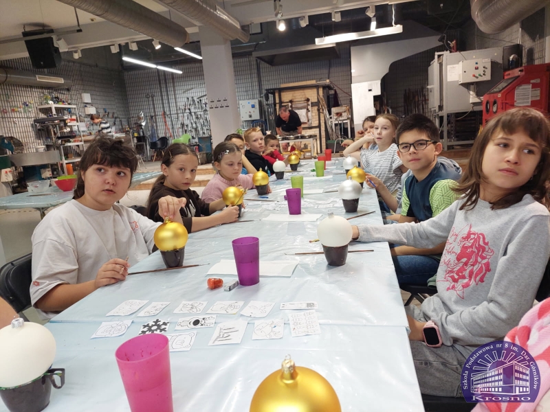 Klasa III a w Centrum Dziedzictwa Szkła w Krośnie