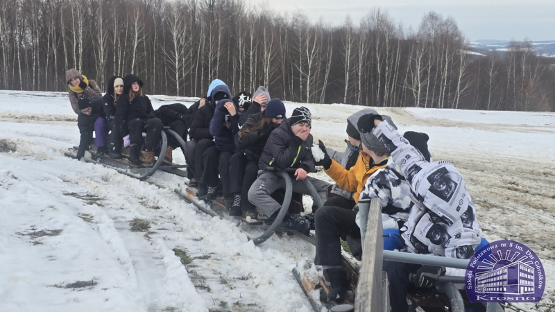 Zimowa przygoda klasy 7a w Pstrągowej