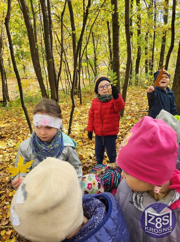 Przedszkolaki w lesie